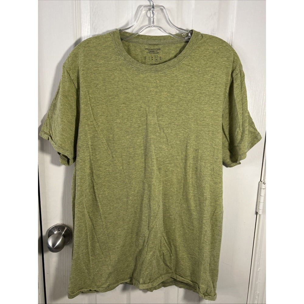Urban Outfitters TShirt Green Size L Standard Fit